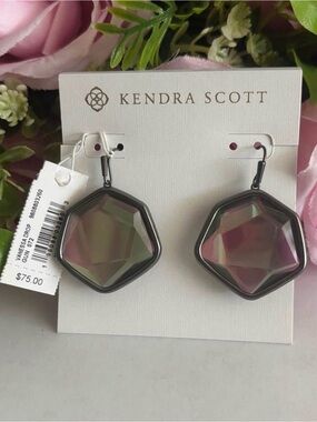 NWT Kendra Scott Vanessa Earrings in gunmetal  Dichroic glass